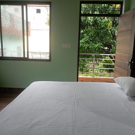 Crescent Moon Homestay Rishīkesh المظهر الخارجي الصورة