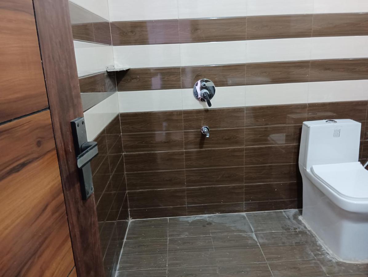Crescent Moon Homestay Rishīkesh المظهر الخارجي الصورة
