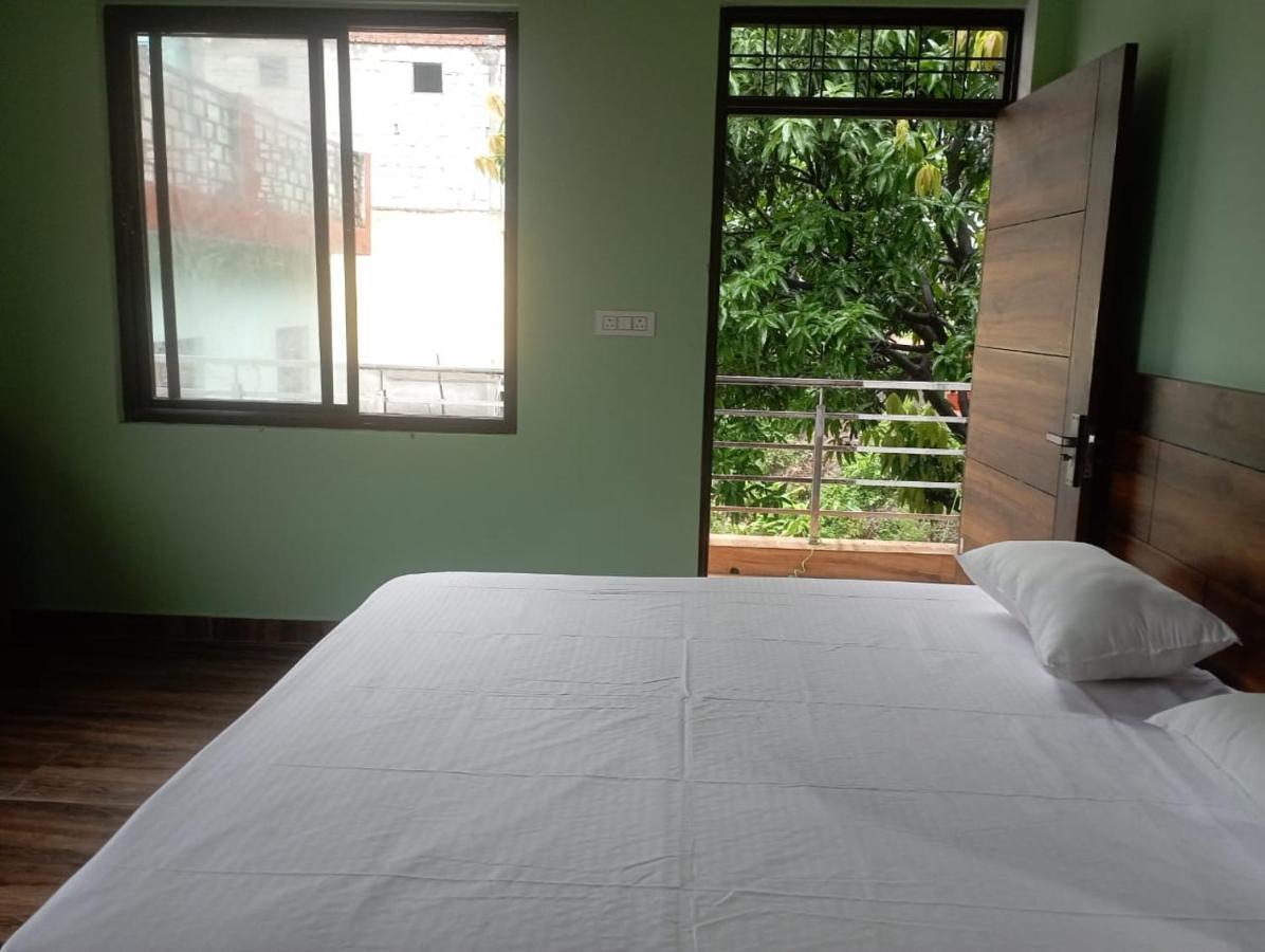 Crescent Moon Homestay Rishīkesh المظهر الخارجي الصورة