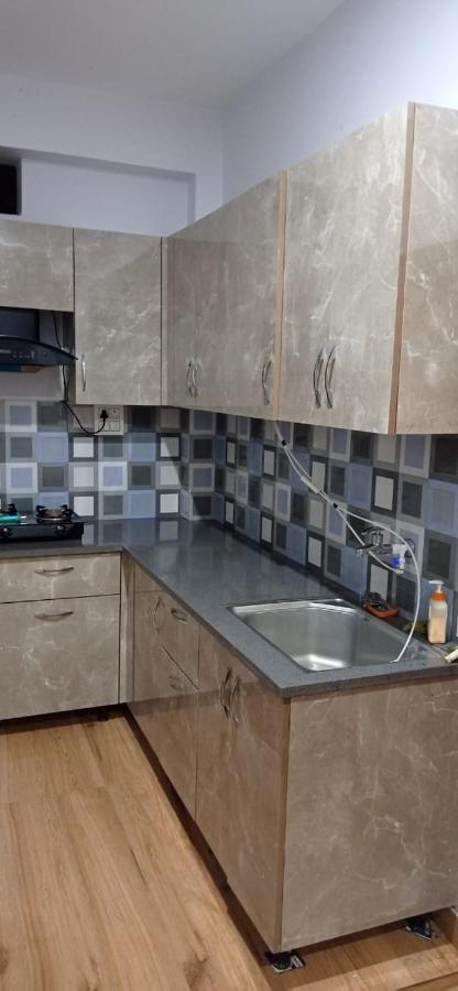 Crescent Moon Homestay Rishīkesh المظهر الخارجي الصورة