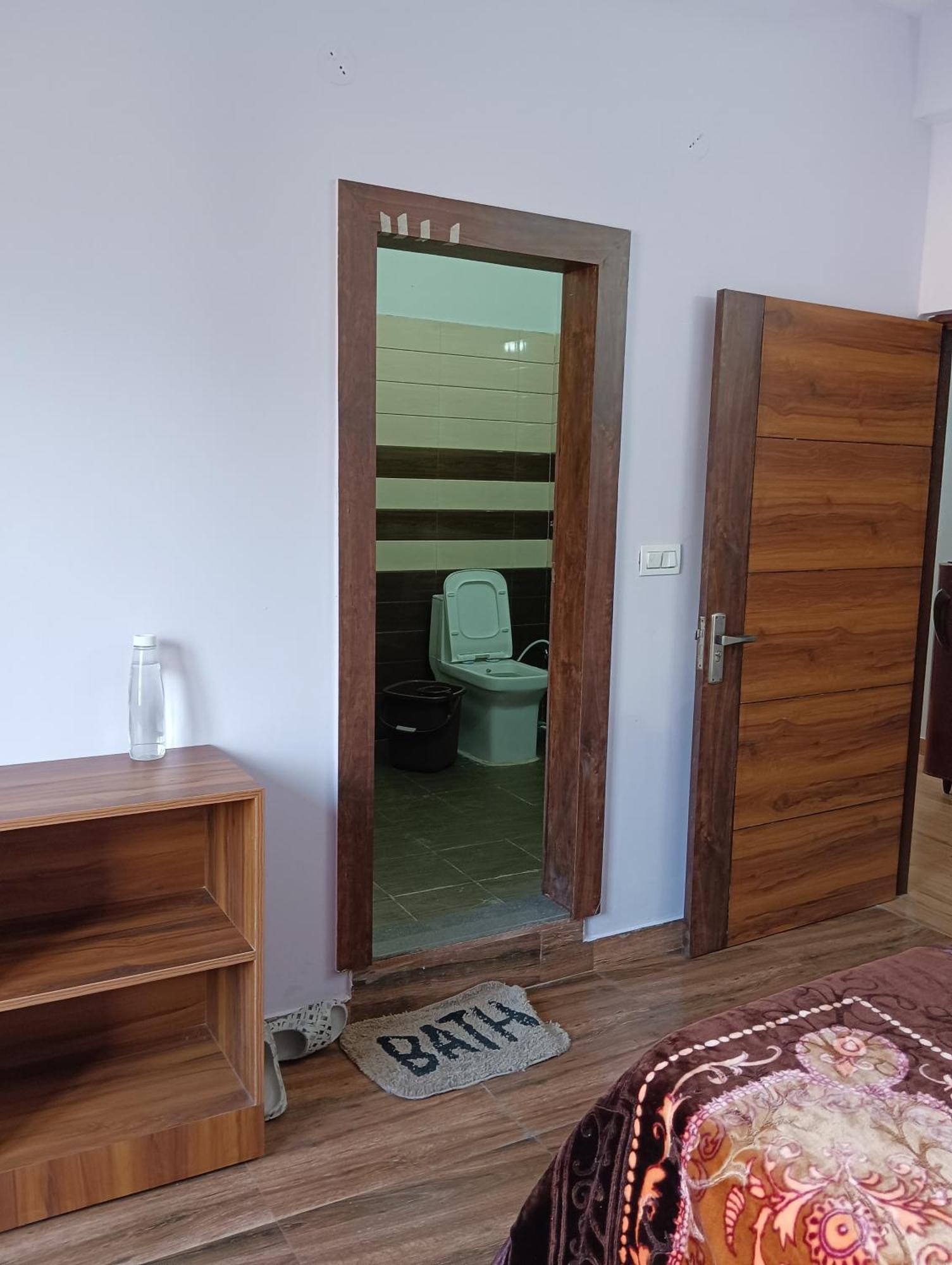 Crescent Moon Homestay Rishīkesh المظهر الخارجي الصورة